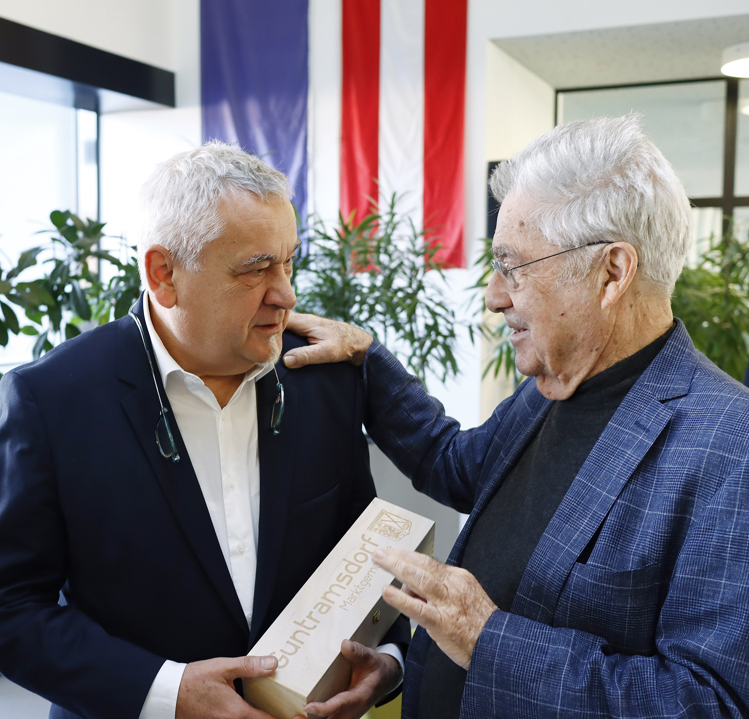 Nikolaus Brenner, Dr. Heinz Fischer